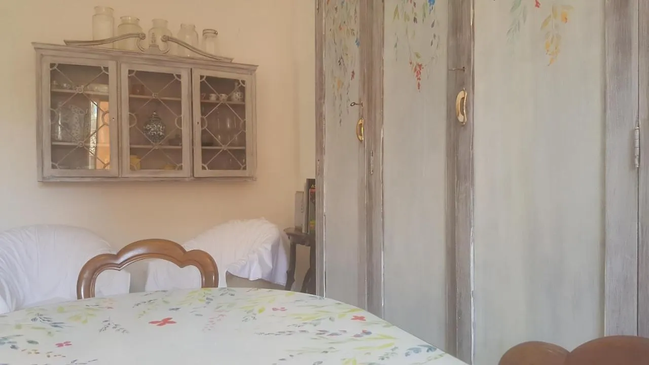 Bed & Breakfast Villa Julia Bosa Italy