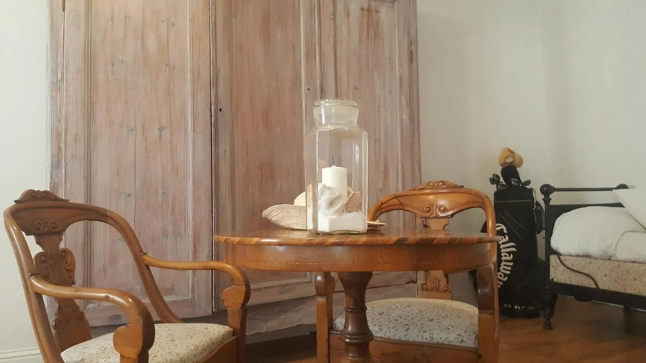 Bed & Breakfast Villa Julia Bosa Italy